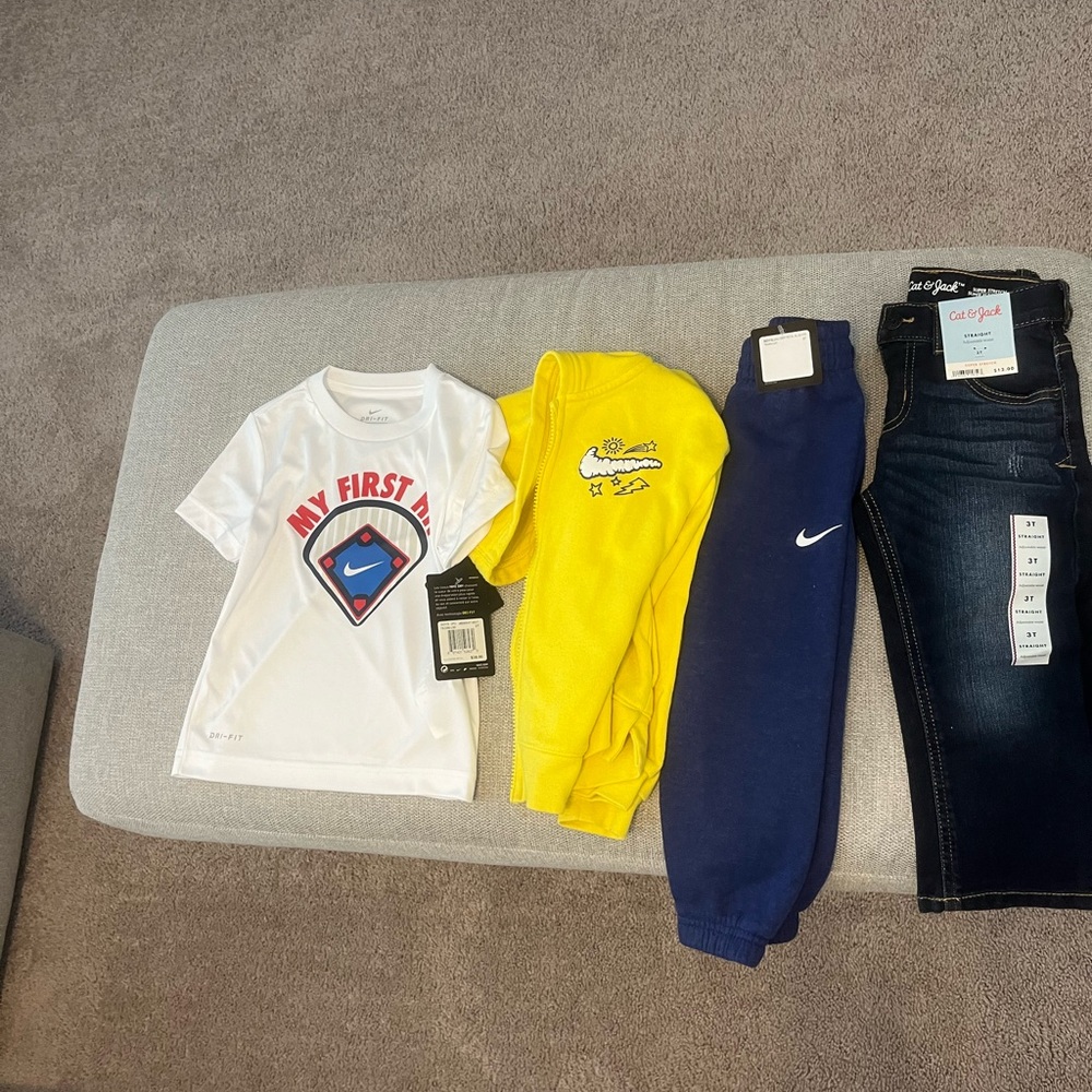 6 piece Boys 3T lot Nike Gap Tommy Bahama lot